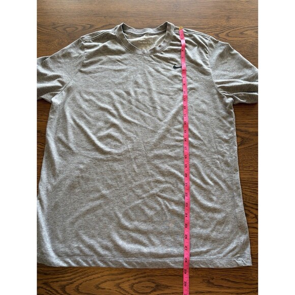 Nike Dri-Fit T-Shirt, Gray, Men’s Large, Short-Sleeve, Round Neck - Picture 4 of 7